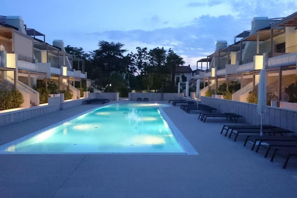 Residence Jesolo Lido Centro Con Piscina מראה חיצוני תמונה
